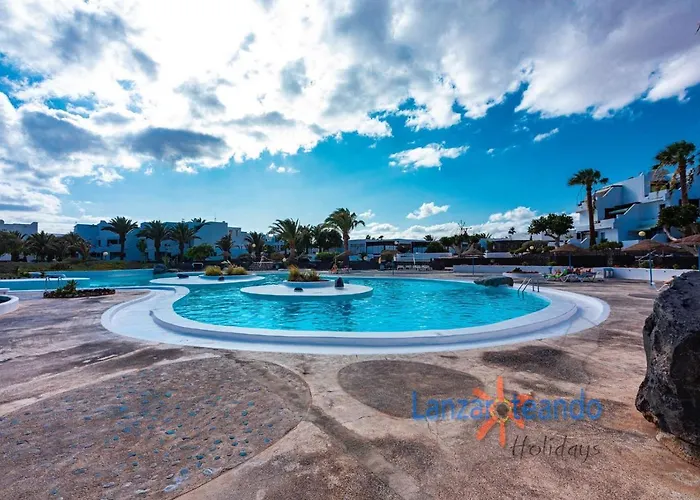 Molinos 6205 Firs Floor Apartment *